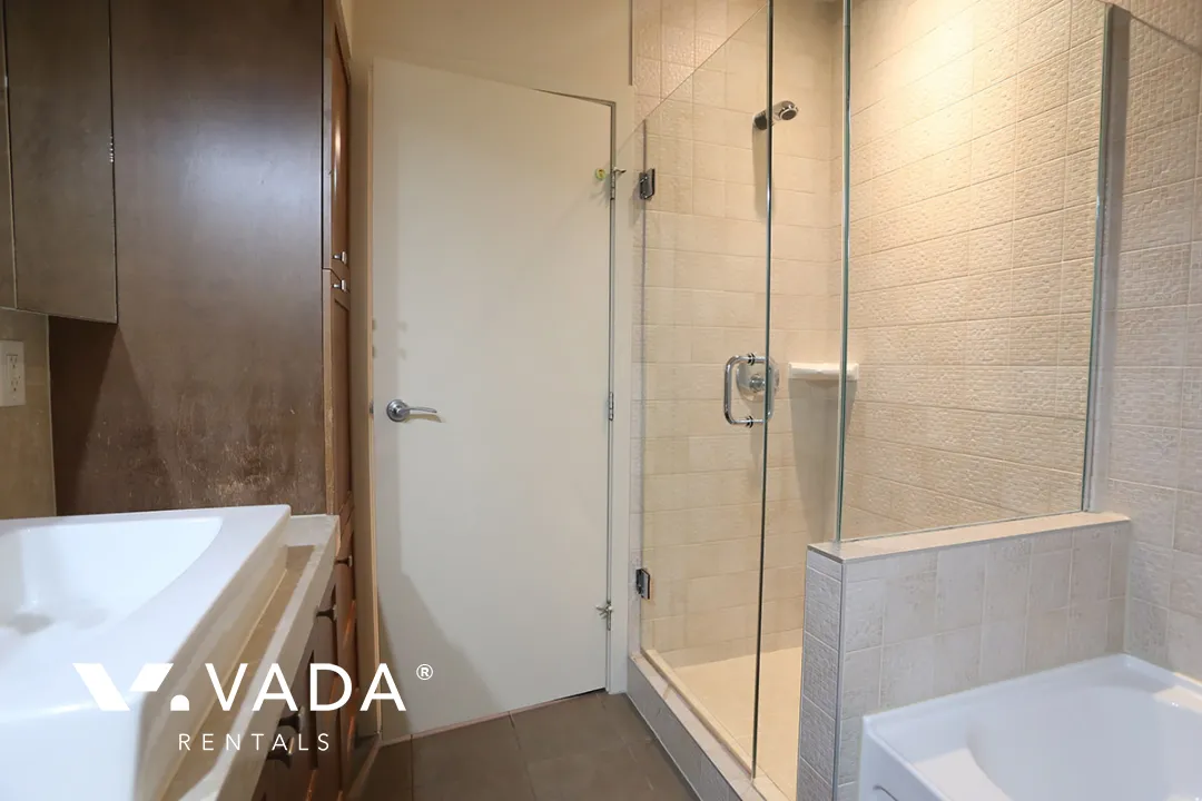 Qube in Coal Harbour - 1 Bedroom Apartment For Rent in Vancouver at 1115 - 1333 West Georgia Street, Vancouver, BC