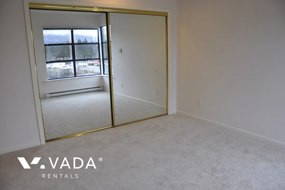 Village Square in Edgemont - 2 Bedroom Apartment For Rent in North Vancouver at 308 - 3151 Woodbine Drive, North Vancouver, BC