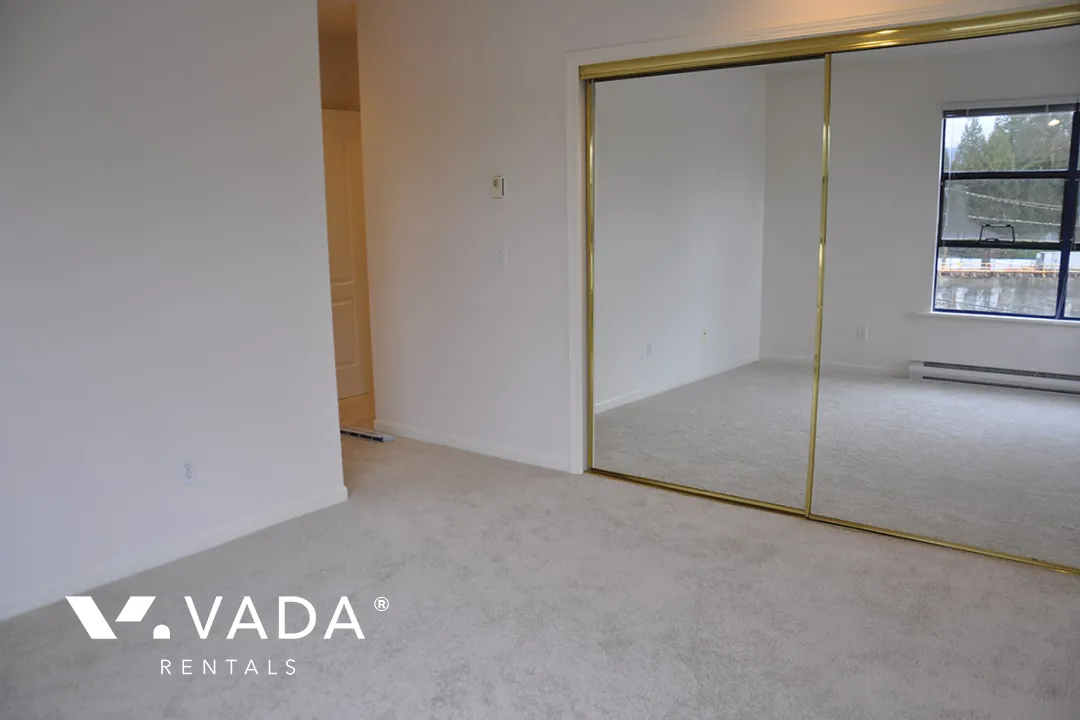 Village Square in Edgemont - 2 Bedroom Apartment For Rent in North Vancouver at 308 - 3151 Woodbine Drive, North Vancouver, BC