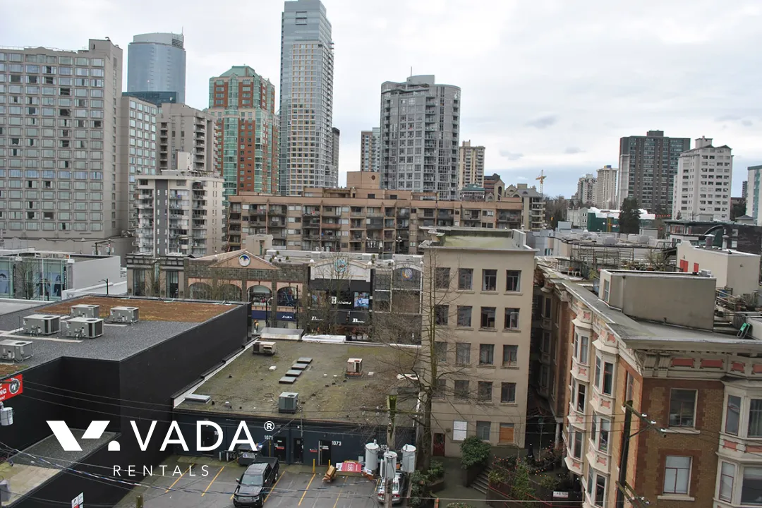 The Carlyle in Downtown - 1 Bedroom Apartment For Rent in Vancouver at 710 - 1060 Alberni Street, Vancouver, BC