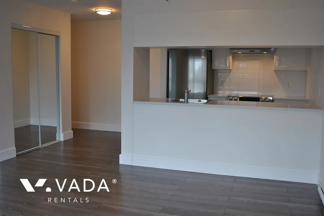 The Carlyle in Downtown - 1 Bedroom Apartment For Rent in Vancouver at 710 - 1060 Alberni Street, Vancouver, BC