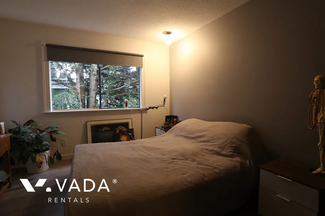 Frances Place in Grandview Woodland - 2 Bedroom Apartment For Rent in Vancouver at 202 - 1622 Frances Street, Vancouver, BC