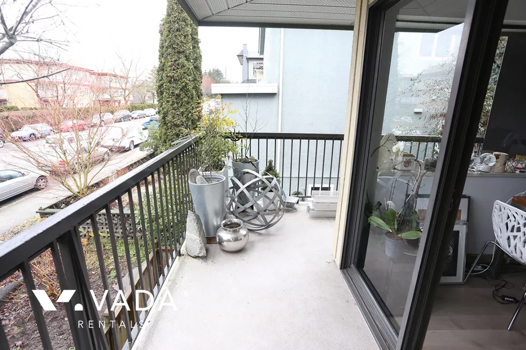 Frances Place in Grandview Woodland - 2 Bedroom Apartment For Rent in Vancouver at 202 - 1622 Frances Street, Vancouver, BC