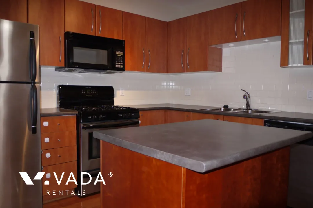 Braebern in Fairview - 2 Bedroom Apartment For Rent in Vancouver at 302 - 736 West 14th Avenue, Vancouver, BC