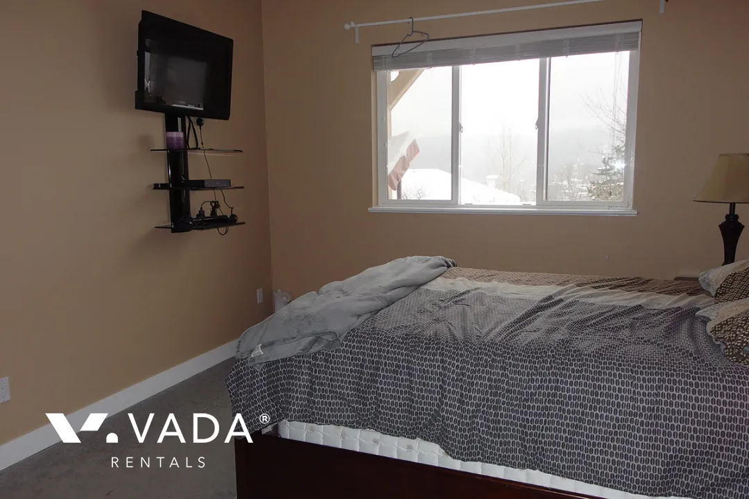 Seafront Villa in College Park - 2 Bedroom Apartment For Rent in Port Moody at 102 - 121 Shoreline Circle, Port Moody, BC