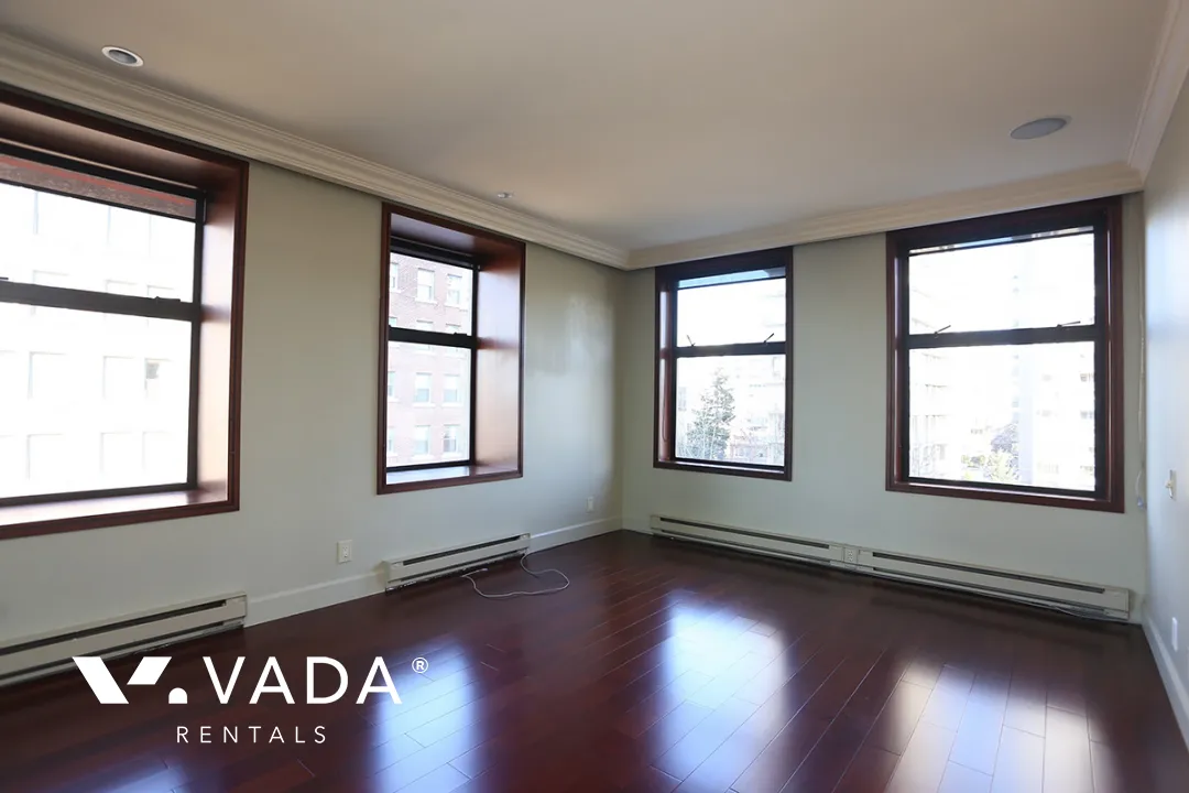 Sylvia in The West End - 2 Bedroom Apartment For Rent in Vancouver at 6 - 1861 Beach Avenue, Vancouver, BC