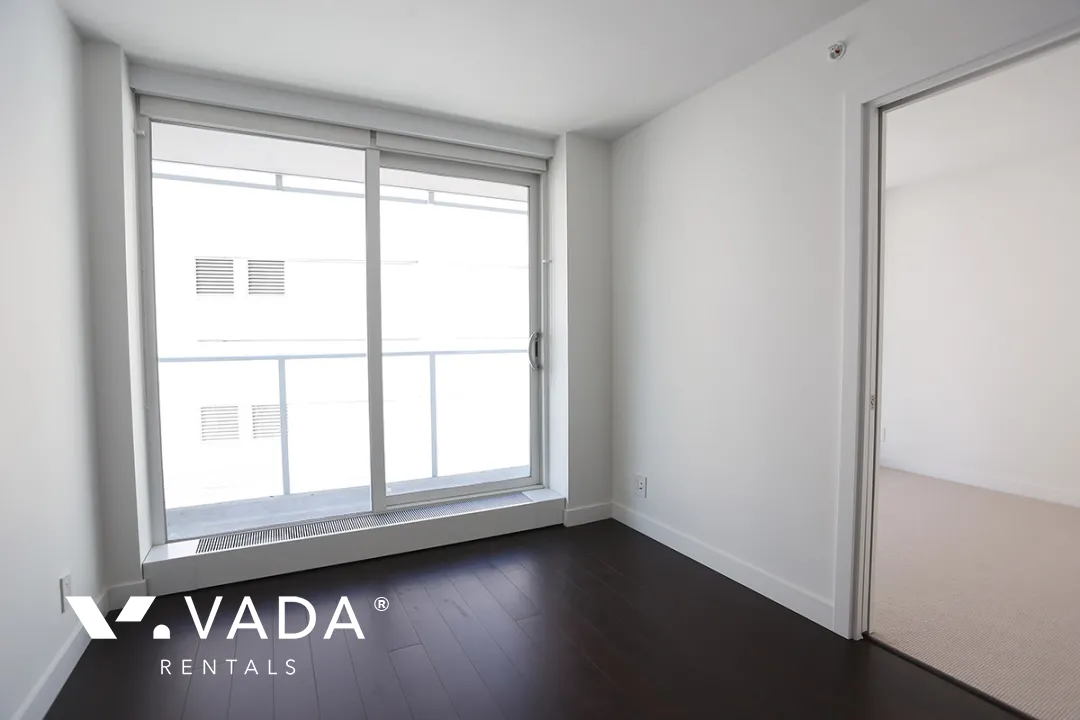 Telus Garden in Downtown - 1 Bedroom Apartment For Rent in Vancouver at 1202 - 777 Richards Street, Vancouver, BC