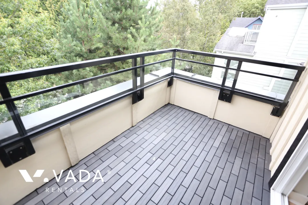 Braebern in Fairview - 2 Bedroom Apartment For Rent in Vancouver at 402 - 736 West 14th Avenue, Vancouver, BC