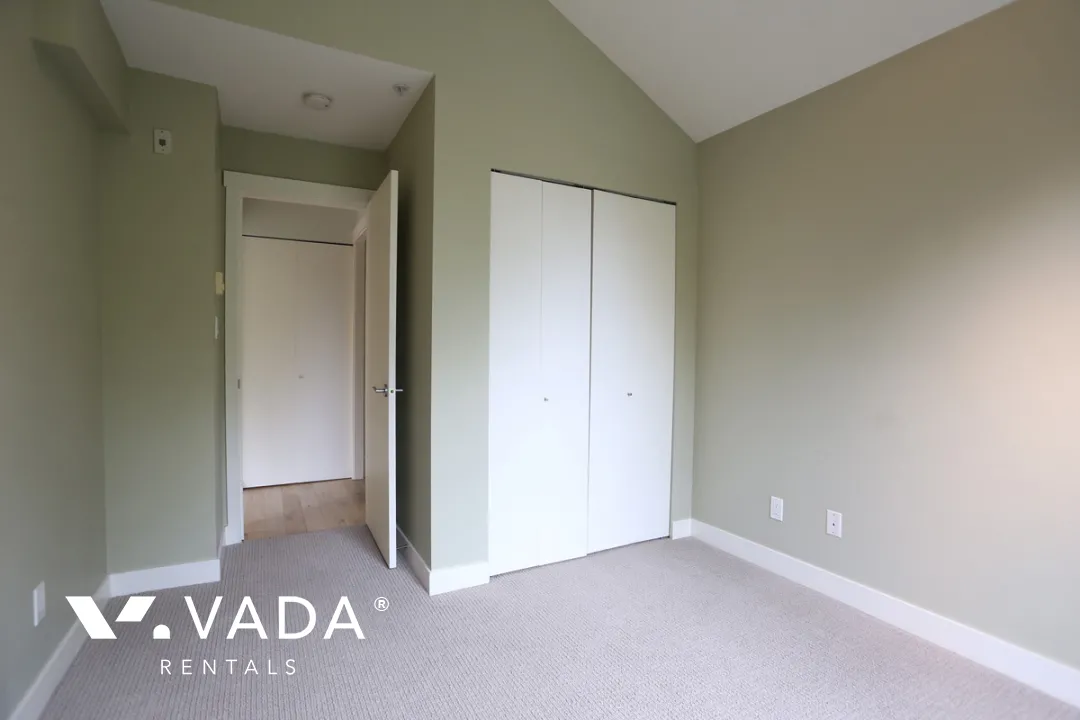 Braebern in Fairview - 2 Bedroom Apartment For Rent in Vancouver at 402 - 736 West 14th Avenue, Vancouver, BC
