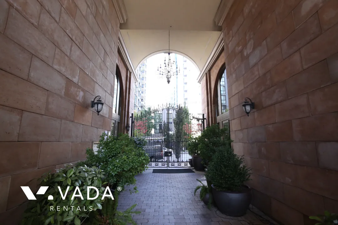 Grace in Yaletown - 2 Bedroom Apartment For Rent in Vancouver at 602 - 1280 Richards Street, Vancouver, BC