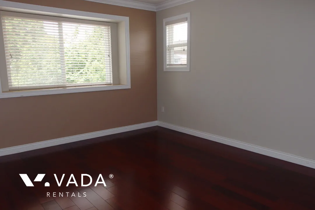 Metrotown - 5 Bedroom Duplex For Rent in Burnaby at 6621 Nolan Street, Burnaby, BC