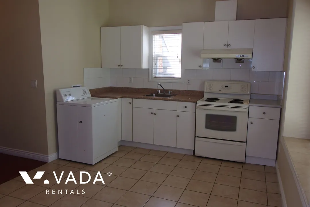 Metrotown - 5 Bedroom Duplex For Rent in Burnaby at 6621 Nolan Street, Burnaby, BC