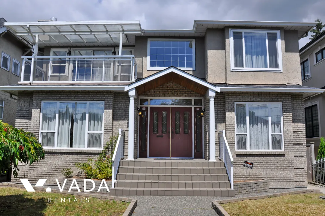 Dunbar - 7 Bedroom House For Rent in Vancouver at 2929 West 41st Avenue, Vancouver, BC