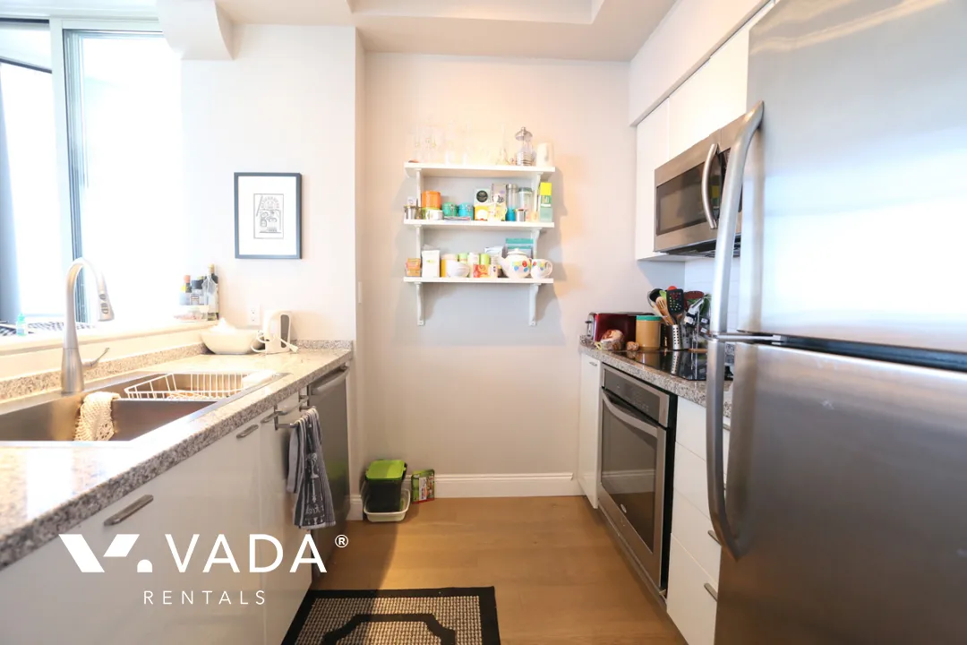 The Palisades in Downtown - 2 Bedroom Apartment For Rent in Vancouver at 2402 - 1200 Alberni Street, Vancouver, BC