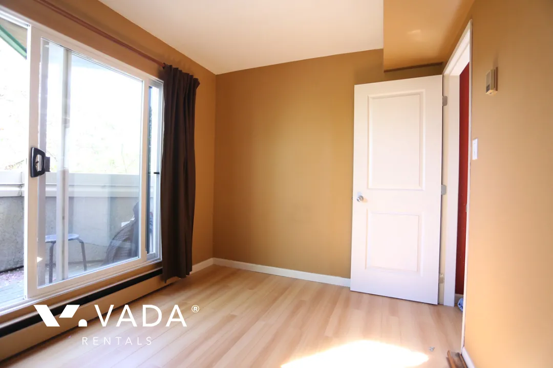 Laurel Court in Fairview - 2 Bedroom Townhouse For Rent in Vancouver at 870 West 7th Avenue, Vancouver, BC