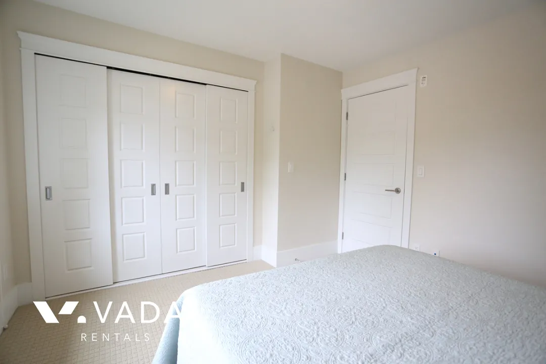 Stirling in Dunbar - 3 Bedroom Townhouse For Rent in Vancouver at 5475 Dunbar Street, Vancouver, BC
