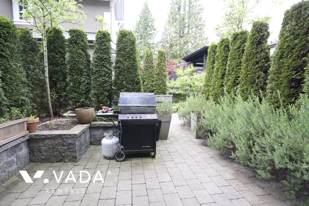 Stirling in Dunbar - 3 Bedroom Townhouse For Rent in Vancouver at 5475 Dunbar Street, Vancouver, BC