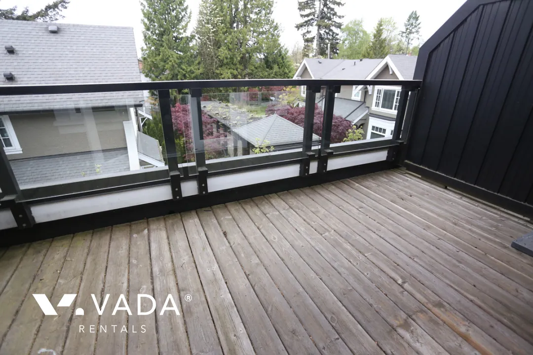 Stirling in Dunbar - 3 Bedroom Townhouse For Rent in Vancouver at 5475 Dunbar Street, Vancouver, BC
