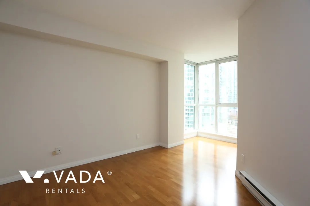 Harbourside Park in Coal Harbour - 1 Bedroom Apartment For Rent in Vancouver at 1506 - 555 Jervis Street, Vancouver, BC