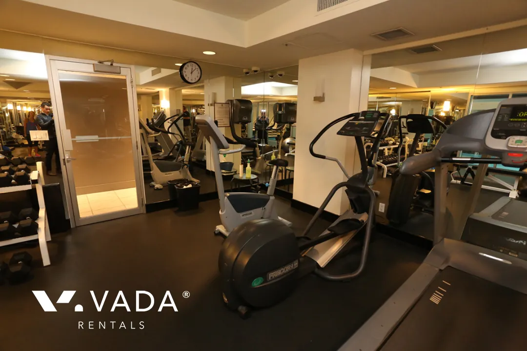 Harbourside Park in Coal Harbour - 1 Bedroom Apartment For Rent in Vancouver at 1506 - 555 Jervis Street, Vancouver, BC