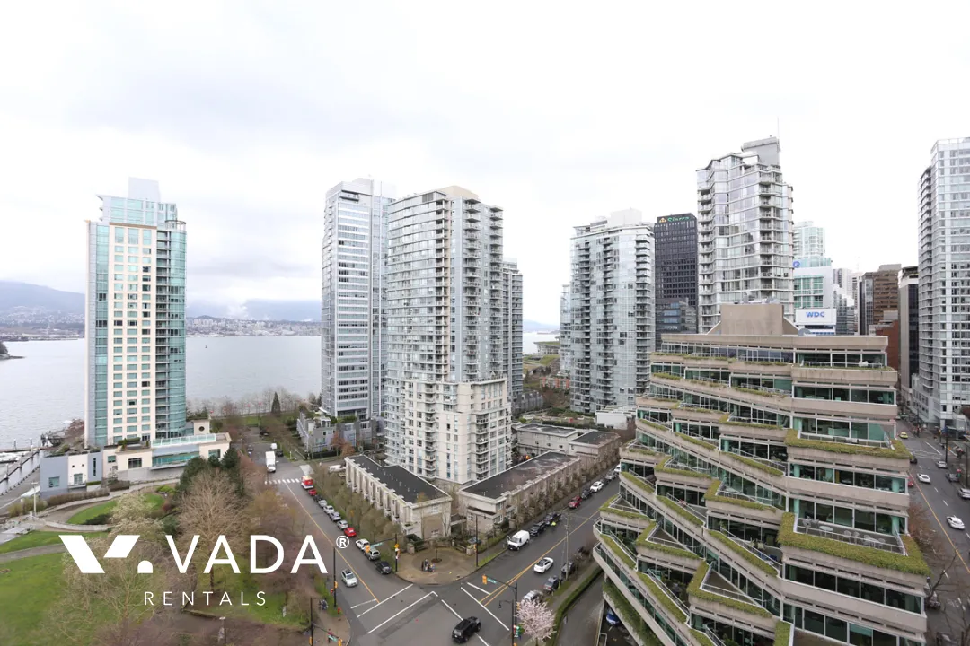 Harbourside Park in Coal Harbour - 1 Bedroom Apartment For Rent in Vancouver at 1506 - 555 Jervis Street, Vancouver, BC