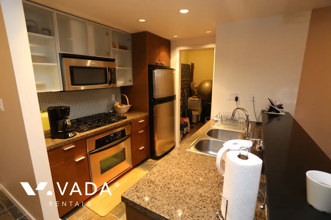Coopers Pointe in Yaletown - 2 Bedroom Apartment For Rent in Vancouver at 501 - 980 Cooperage Way, Vancouver, BC, V6B 0C3
