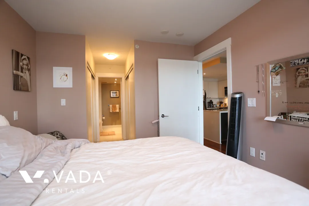 Envy in Lower Lonsdale - 1 Bedroom Apartment For Rent in North Vancouver at 407 - 160 3rd Street West, North Vancouver, BC