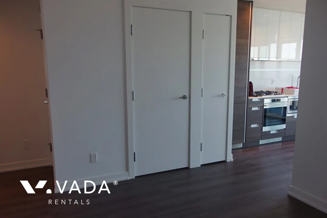 Station Square in Metrotown - 1 Bedroom Apartment For Rent in Burnaby at 3305 - 4688 Kingsway, Burnaby, BC