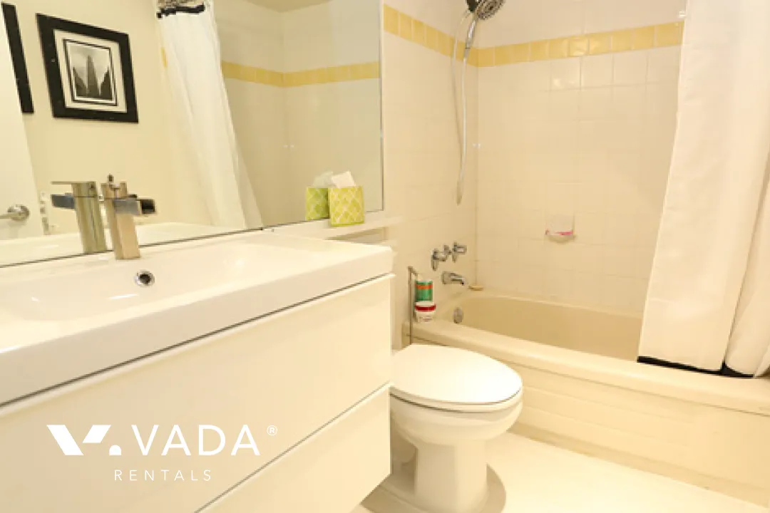 Laurel Court in Fairview - 1 Bedroom Townhouse For Rent in Vancouver at 46 - 870 West 7th Avenue, Vancouver, BC