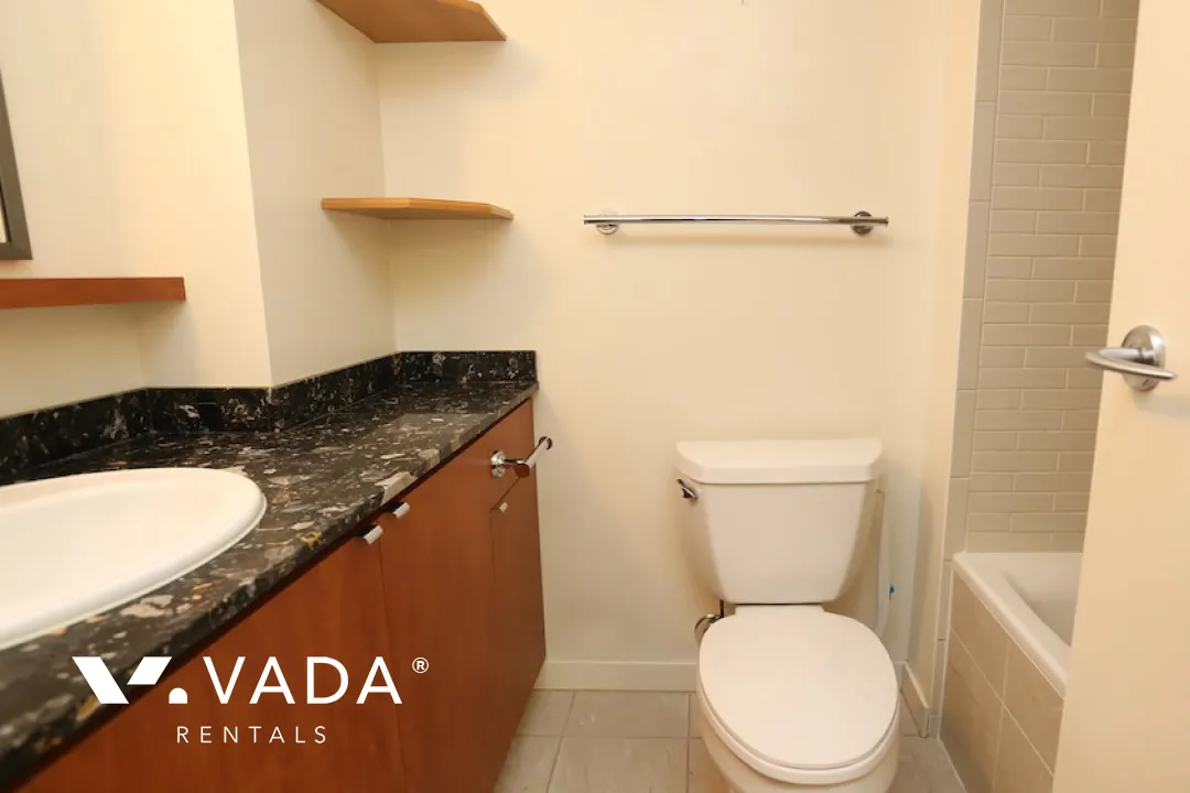 L'aria in Downtown - 1 Bedroom Apartment For Rent in Vancouver at 605 - 822 Seymour Street, Vancouver, BC