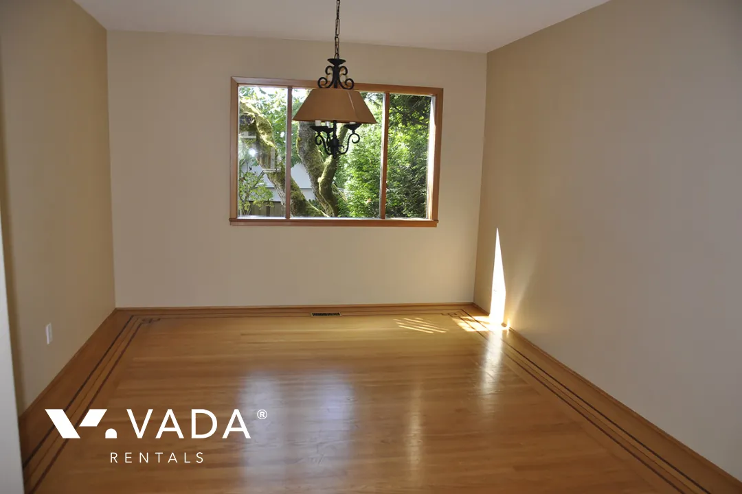 Dunbar - 5 Bedroom House For Rent in Vancouver at 3876 West 36th Avenue, Vancouver, BC