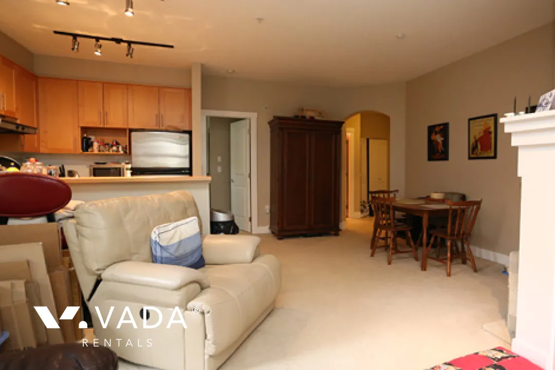 Devonshire House in Quilchena - 2 Bedroom Apartment For Rent in Vancouver at 119 - 2083 West 33rd Avenue, Vancouver, BC