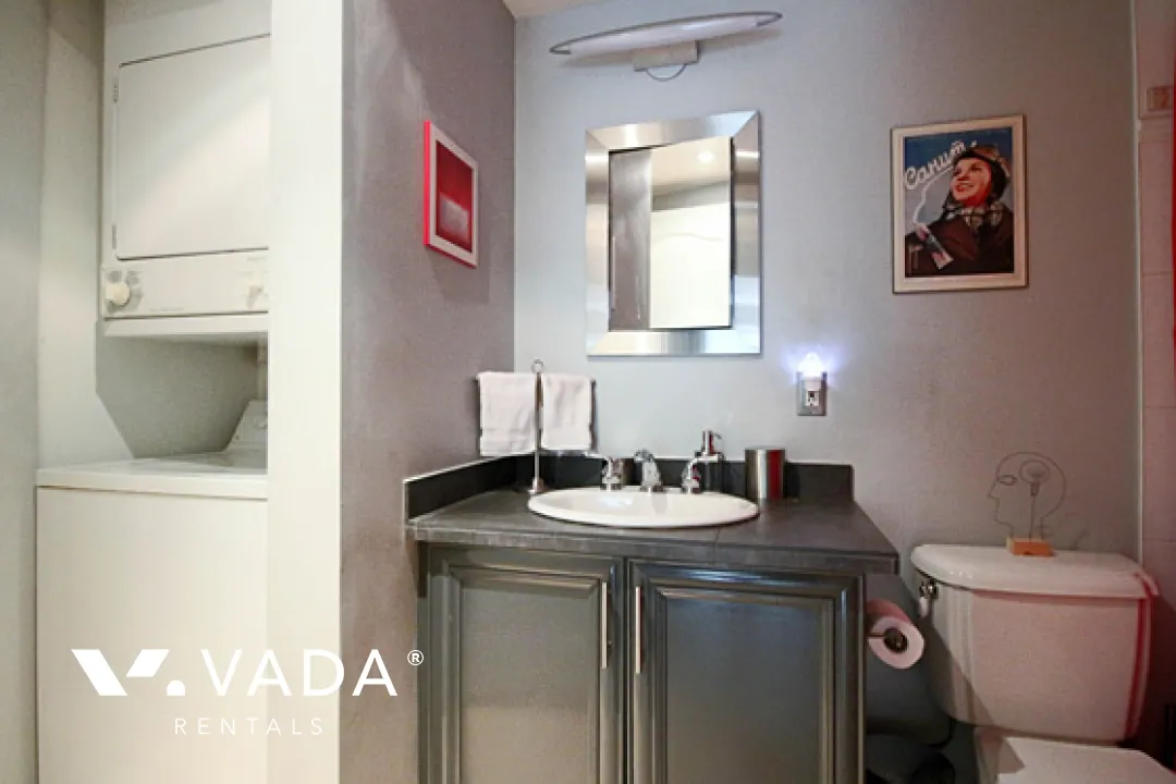 Kits Palisades in Kitsilano - Furnished 2 Bedroom Townhouse For Rent in Vancouver at 103 - 2119 Yew Street, Vancouver, BC