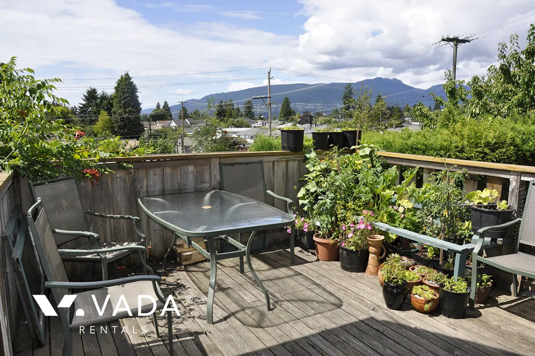 Central Lonsdale - 4 Bedroom House For Rent in North Vancouver at 412 East 17th Street, North Vancouver, BC