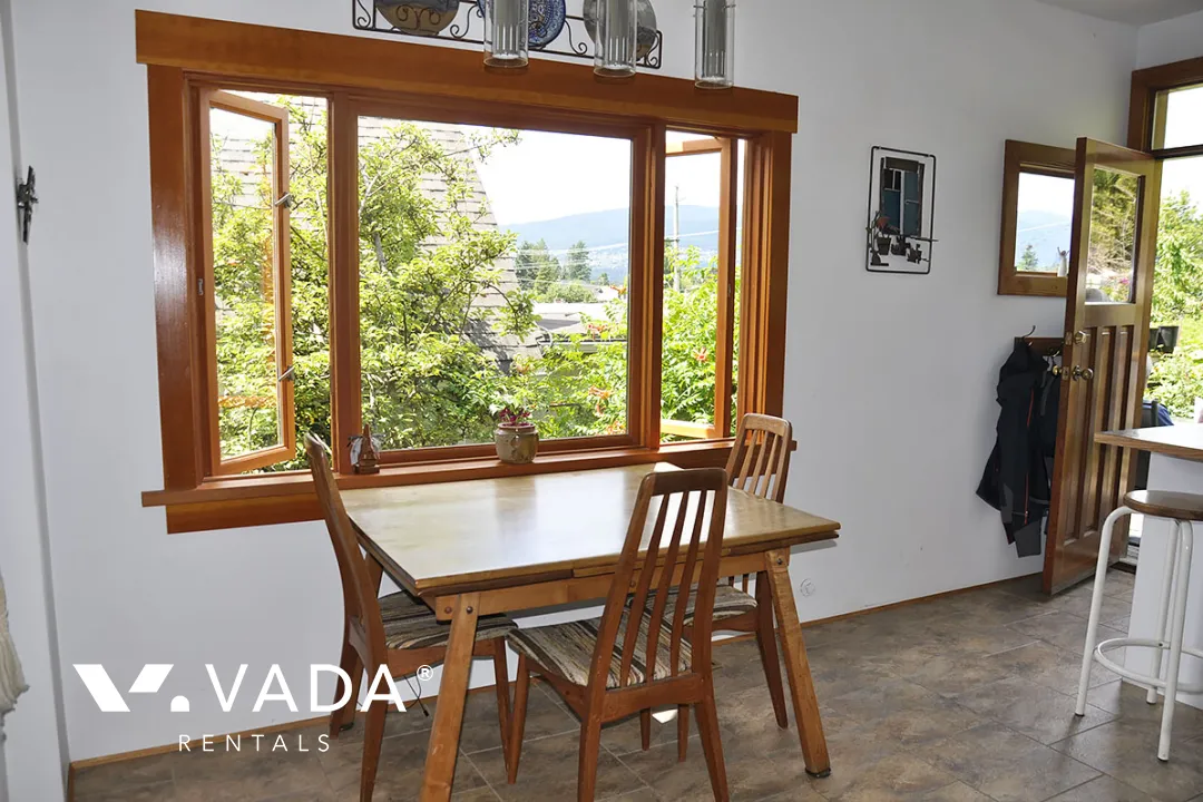 Central Lonsdale - 4 Bedroom House For Rent in North Vancouver at 412 East 17th Street, North Vancouver, BC