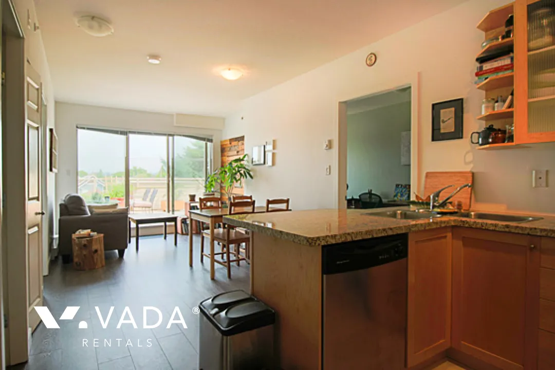 Magnolia in Kensington - Furnished 2 Bedroom Penthouse For Rent in Vancouver at 5 - 702 East King Edward Avenue, Vancouver, BC