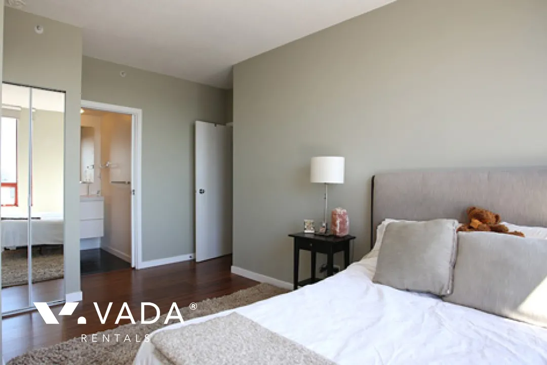 Imperial Tower in Downtown - 3 Bedroom Apartment For Rent in Vancouver at 2003 - 811 Helmcken Street, Vancouver, BC
