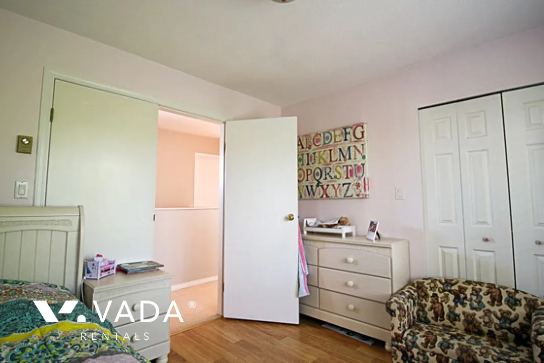 Welton Court in Riley Park - Furnished 3 Bedroom Townhouse For Rent in Vancouver at 3 - 4295 Sophia Street, Vancouver, BC