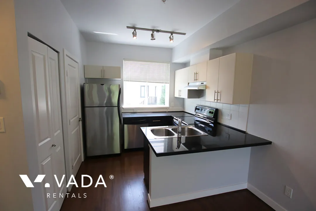 Galleria in UBC - 3 Bedroom Townhouse For Rent in Vancouver at 5568 Kings Road, Vancouver, BC