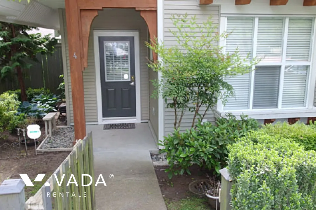 Southpointe in Edmonds - 3 Bedroom Townhouse For Rent in Burnaby at 4 - 6736 Southpoint Drive, Burnaby, BC