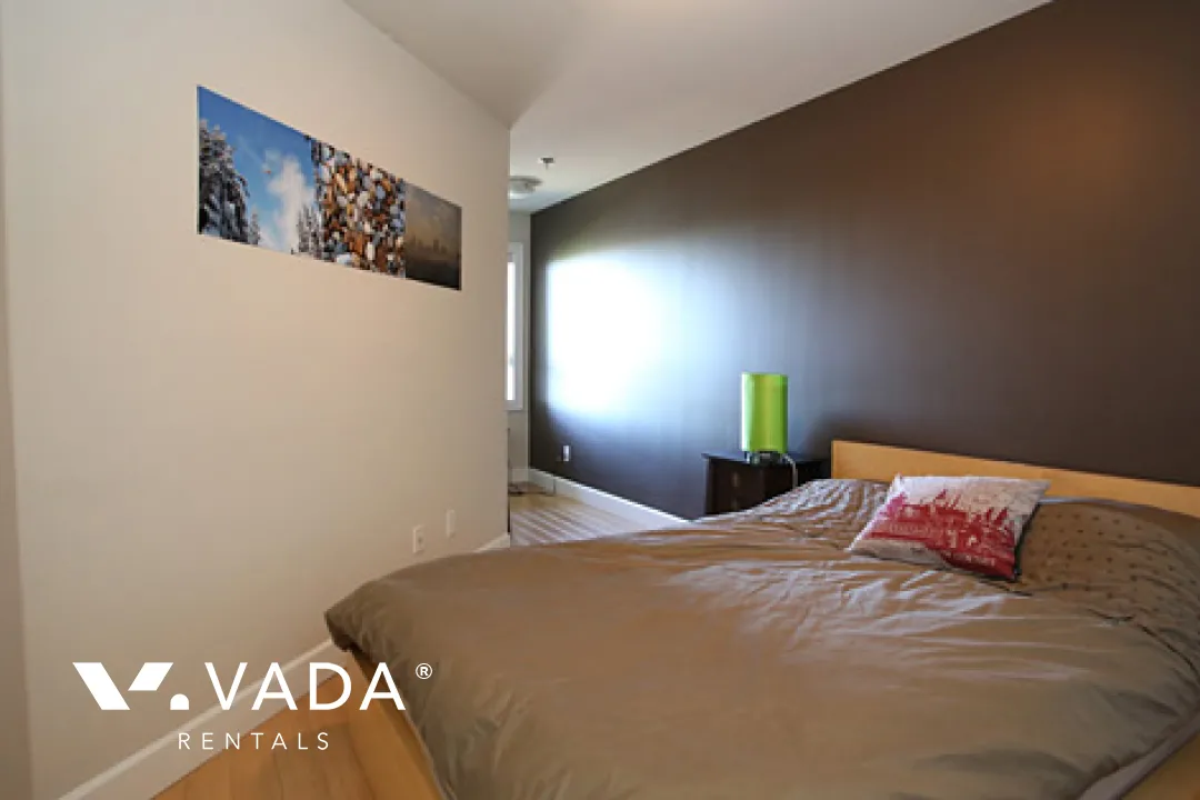 City View Terraces in Commercial Drive - 1 Bedroom Apartment For Rent in Vancouver at 404 - 1718 Venables Street, Vancouver, BC