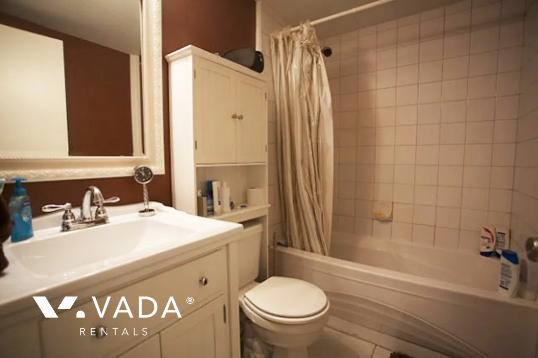 Dover Pointe in Fairview - 1 Bedroom Townhouse For Rent in Vancouver at 9 - 795 West 8th Avenue, Vancouver, BC