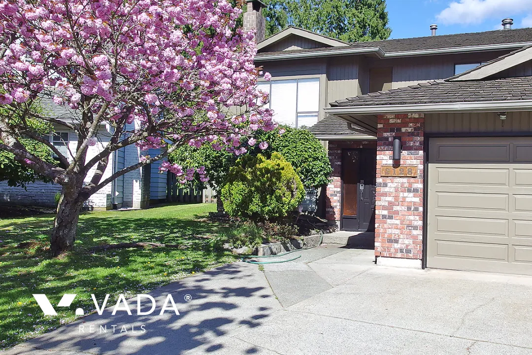 Forest Hills BBY - 5 Bedroom House For Rent in Burnaby at 2128 Rietta Court, Burnaby, BC