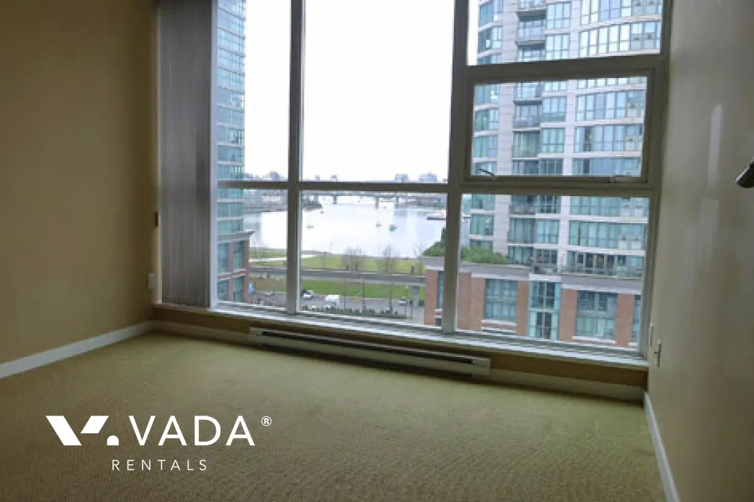 Sussex in Southeast False Creek - 1 Bedroom Apartment For Rent in Vancouver at 1006 - 189 National Avenue, Vancouver, BC