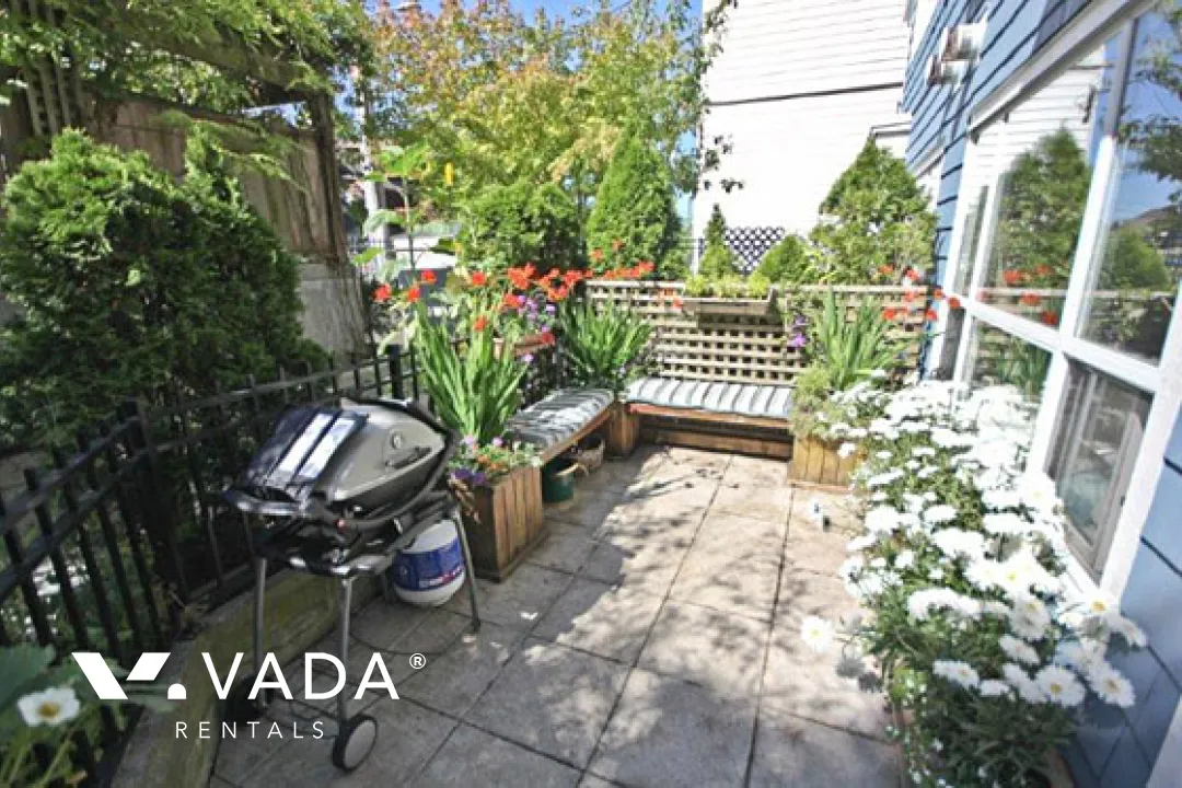 Octona in Kitsilano - Furnished 2 Bedroom Townhouse For Rent in Vancouver at 2442 West 4th Avenue, Vancouver, BC