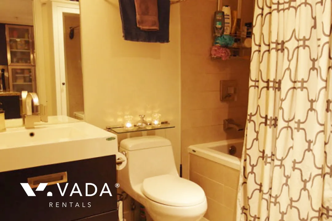 Donovan in Yaletown - 1 Bedroom Apartment For Rent in Vancouver at 316 - 1055 Richards Street, Vancouver, BC