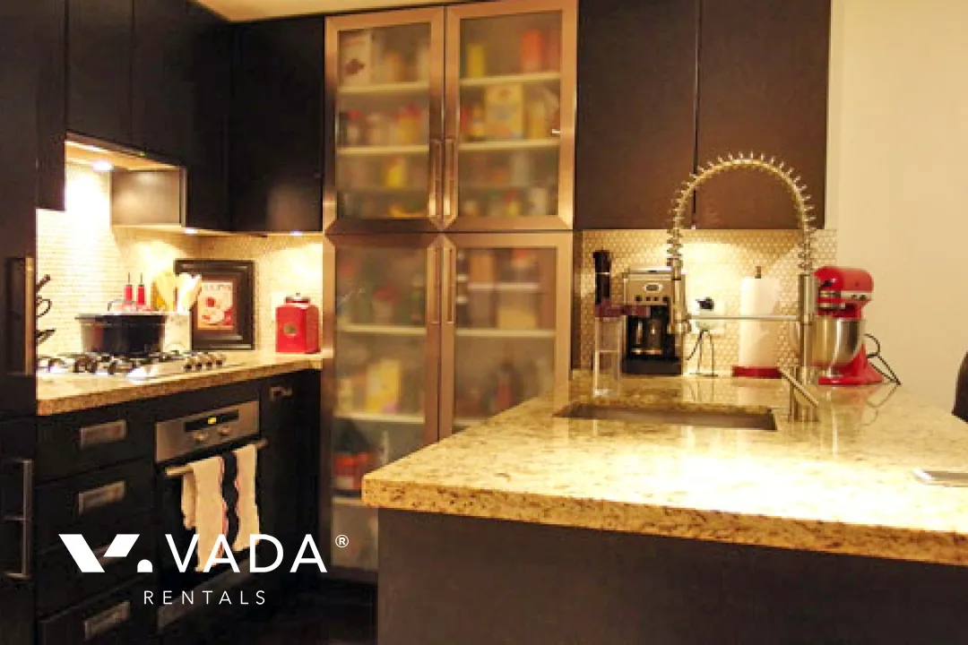 Donovan in Yaletown - 1 Bedroom Apartment For Rent in Vancouver at 316 - 1055 Richards Street, Vancouver, BC