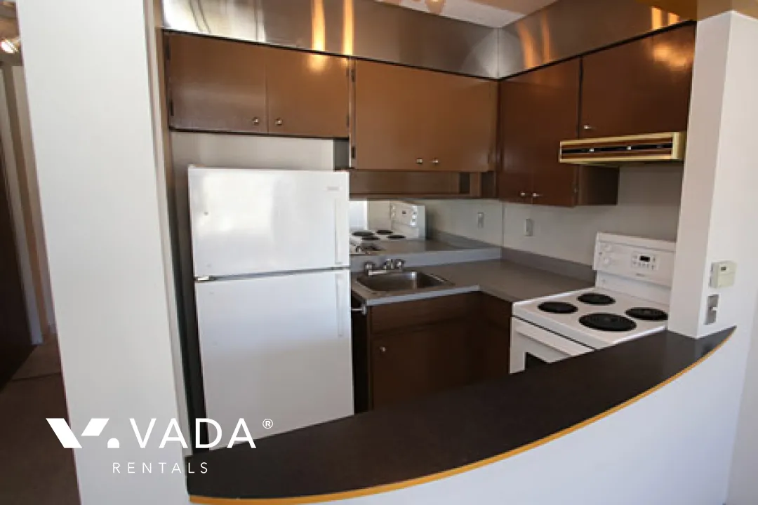 Oceans Door in Kitsilano - Studio For Rent in Vancouver at 310 - 2450 Cornwall Street, Vancouver, BC
