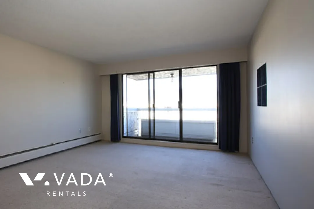 Oceans Door in Kitsilano - Studio For Rent in Vancouver at 310 - 2450 Cornwall Street, Vancouver, BC