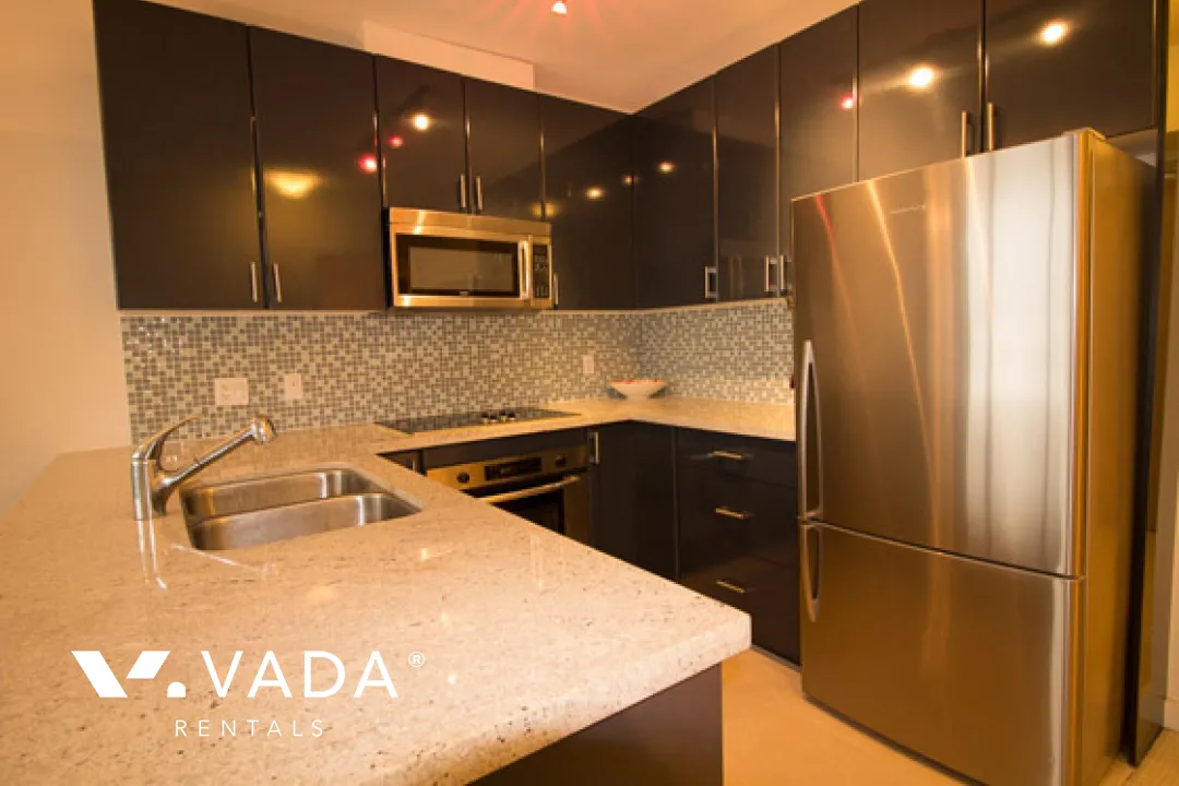 Sapphire in Coal Harbour - Furnished 1 Bedroom Apartment For Rent in Vancouver at 2202 - 1188 West Pender Street, Vancouver, BC